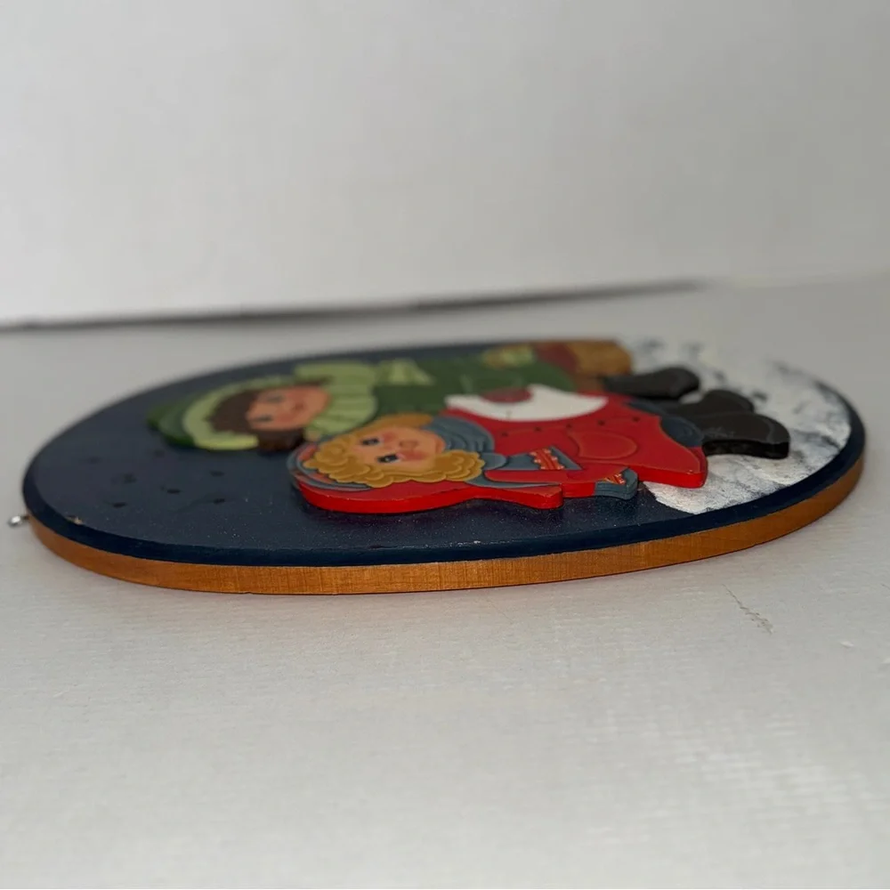 Vintage oval wall